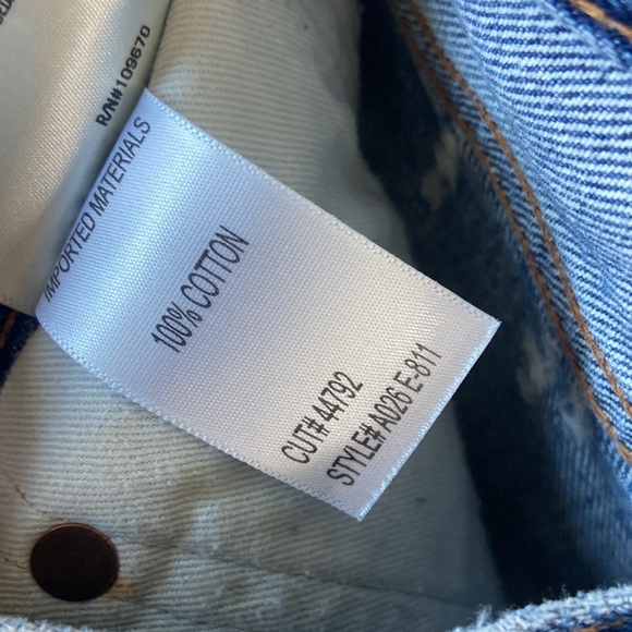 AGOLDE Parker Cut Off Denim Shorts Dark Swapmeet Sz 26 100% Cotton A026 E-811 - Picture 4 of 6